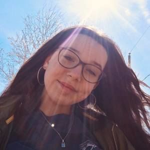 Meet your Posher, Marylou